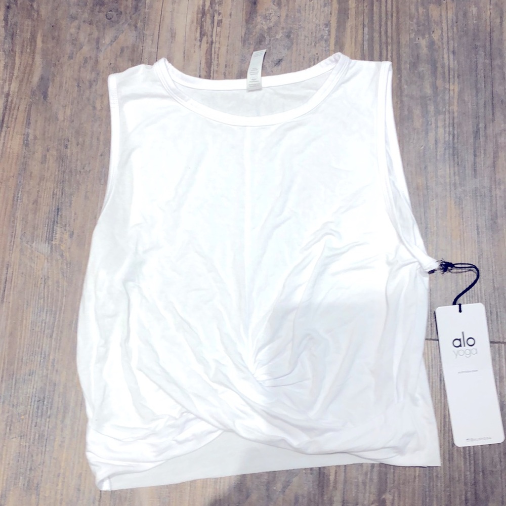 NWT ALO  YOGA